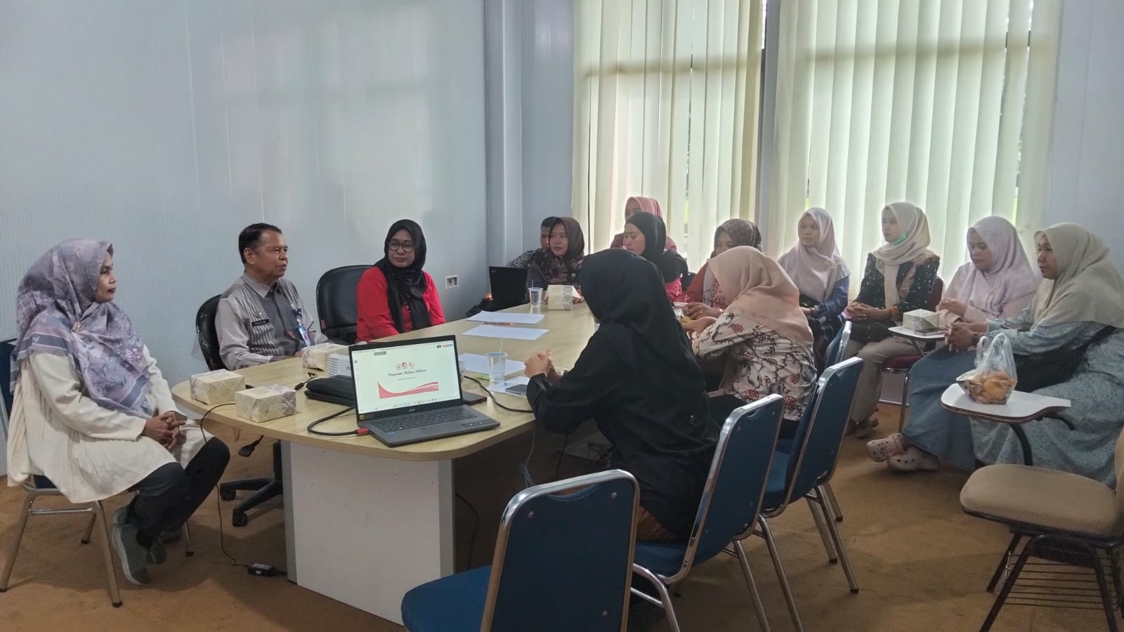 Sosialisasi Aplikasi Bidan Sahabat Adminduk: Sinergi Percepatan Layanan Kependudukan di Kabupaten Kampar
